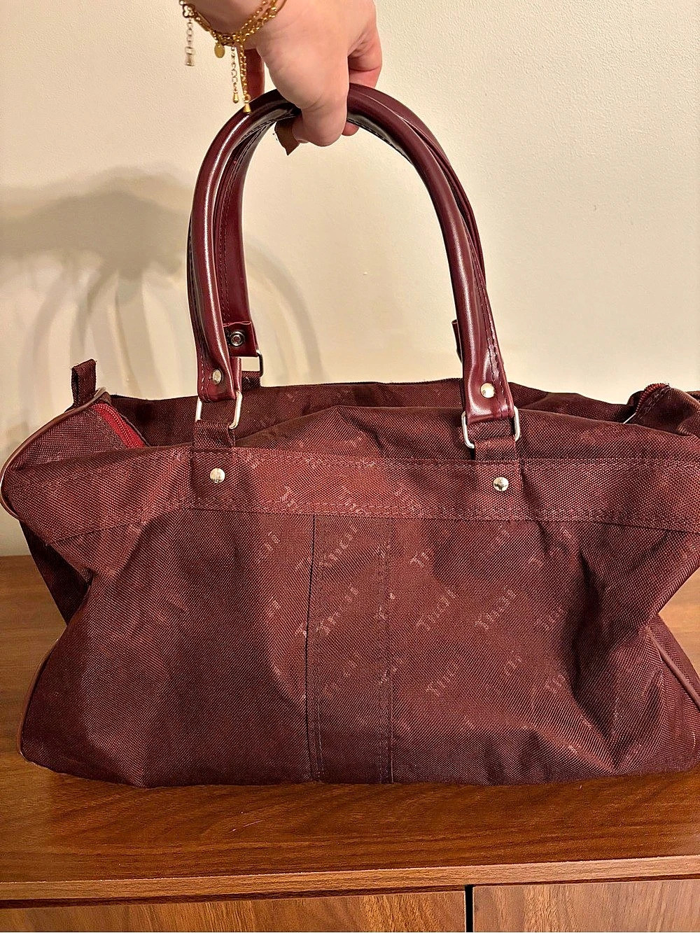 Aritzia TNA Classic Duffle Weekender Burgundy Travel Bag Y2K